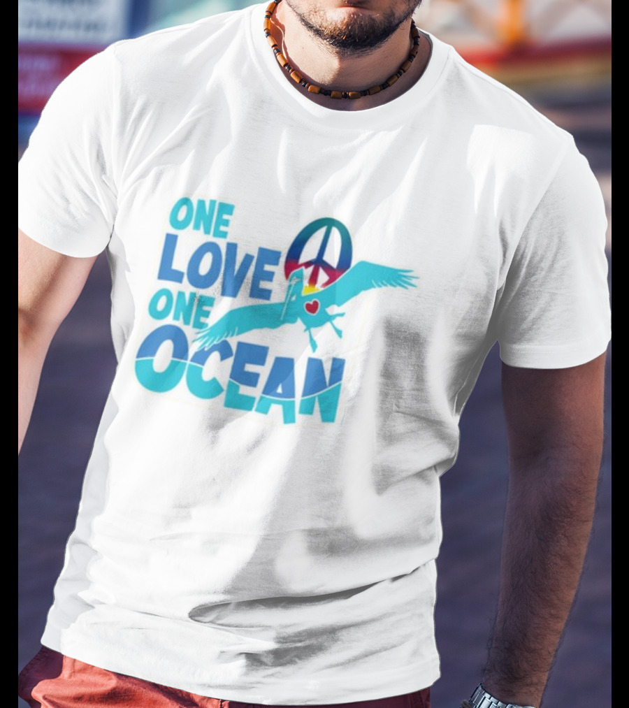 Musician Jimmy Buffett One Love One Ocean Peace Symbol Bird Heart T-Shirt