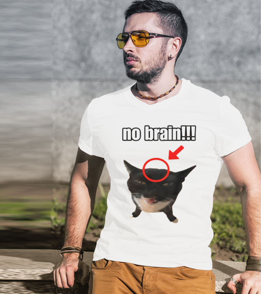 No Brain Cat With Red Circle And Arrow T-Shirt