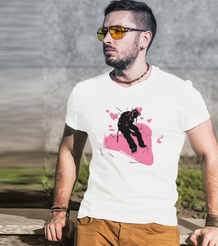 Drokenji Hearts White Pink Heart Black T-Shirt