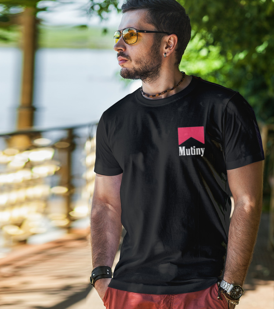 Peter McCormack Mutiny Bold Red Banner T-Shirt