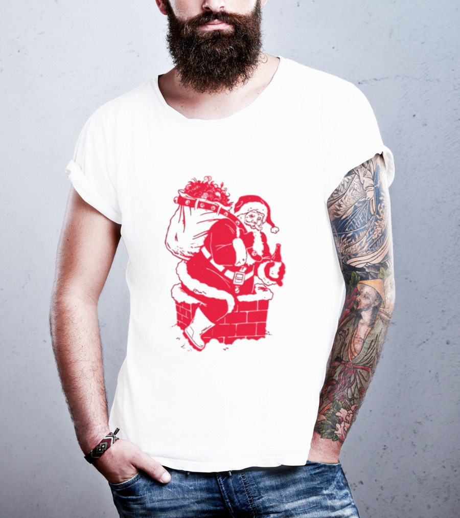 Santa Claws Funny Cat Christmas Beer Chimney Scene T-Shirt