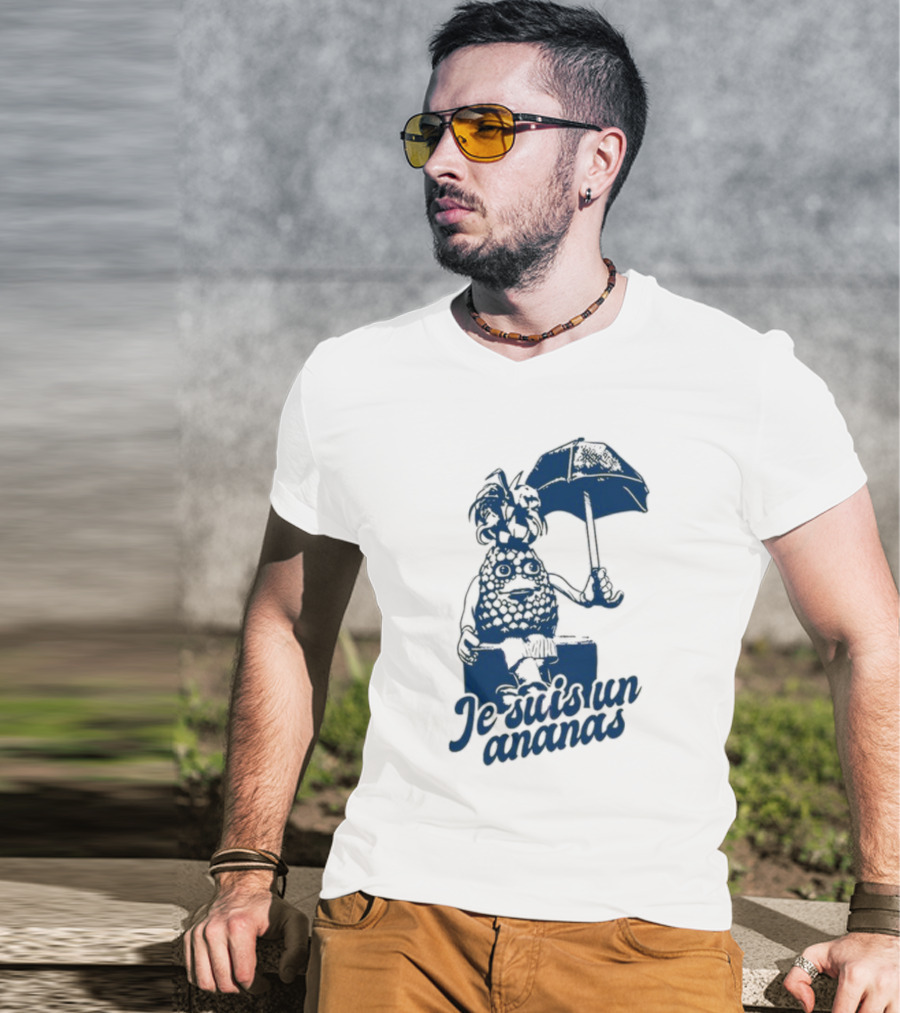Retrokid Je Suis Un Ananas Pineapple Character With Umbrella T-Shirt