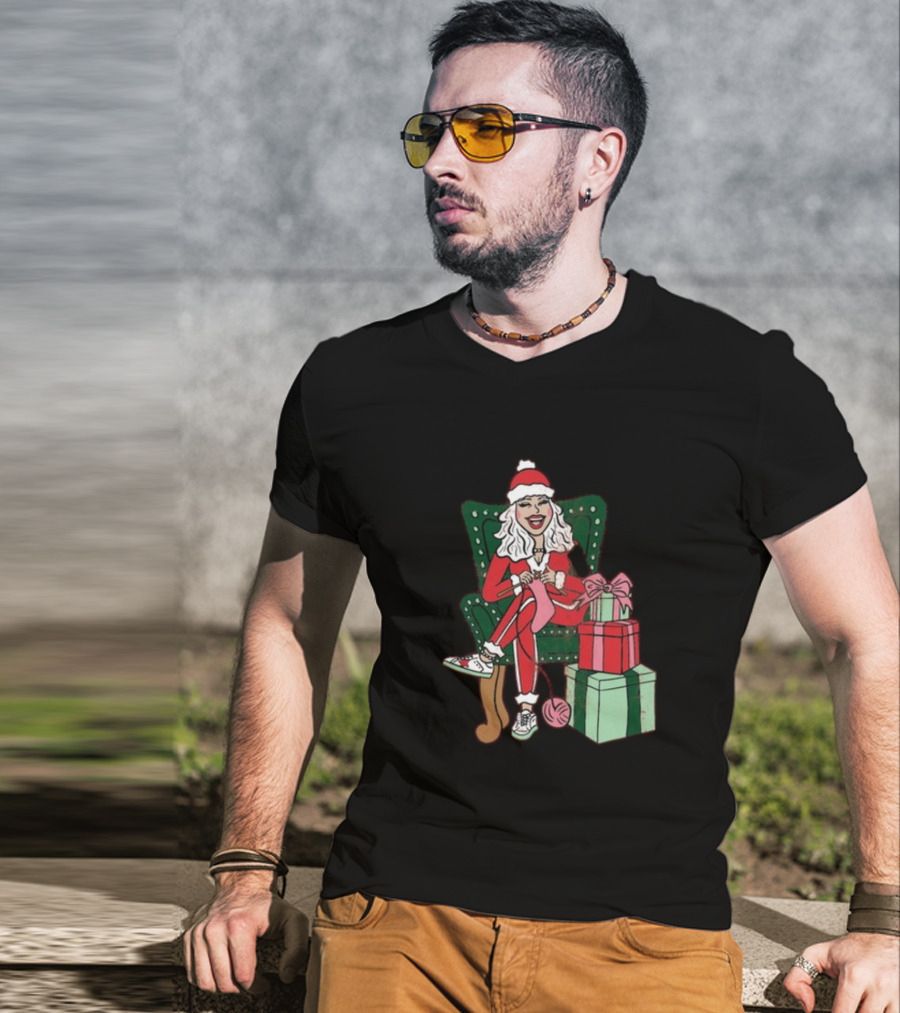 Fleece Navidad Merry Christmas Santa Woman Knitting Presents T-Shirt