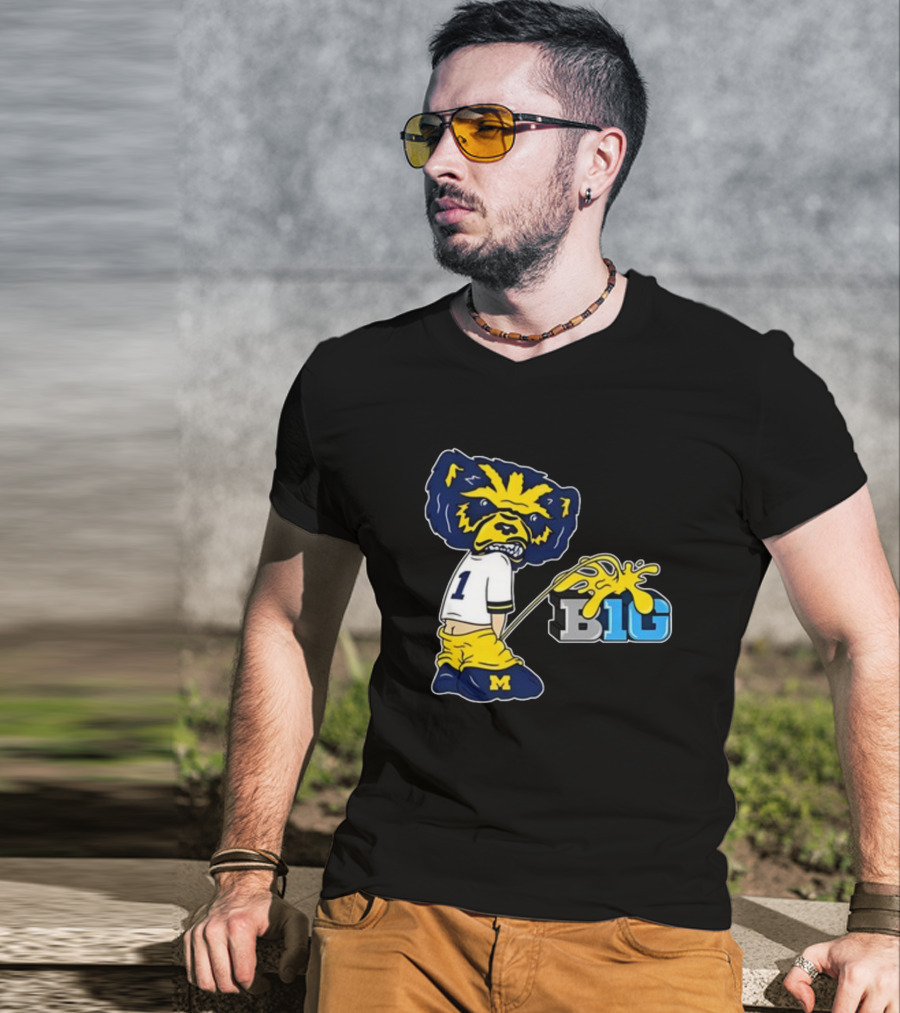 MI Big 10 Wolverine Parody Mascot T-Shirt