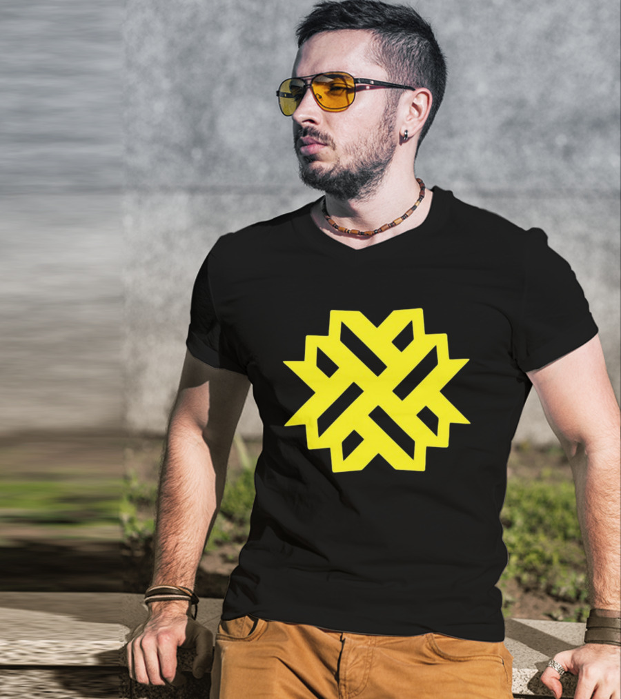 Naturewalkstudio Geometric Yellow Emblem T-Shirt