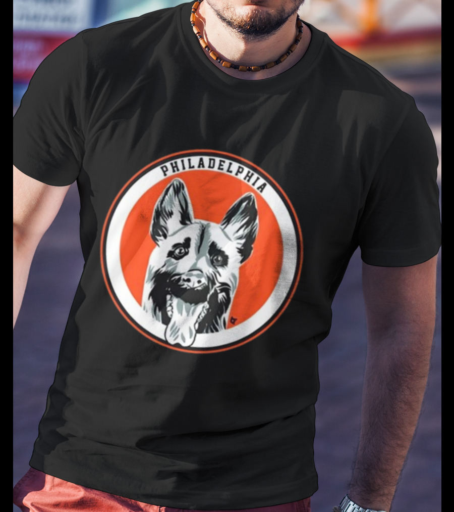 Philadelphia Dogs Hockey Team Circle T-Shirt