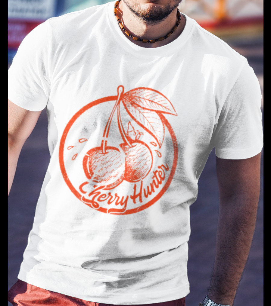 Cherry Hunter Vintage Retro Design Cherries T-Shirt