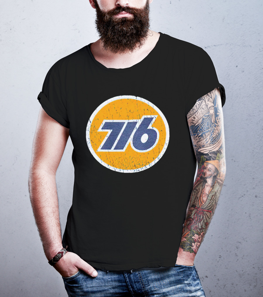 Pumped Up 716 Retro Sports Number Circle T-Shirt