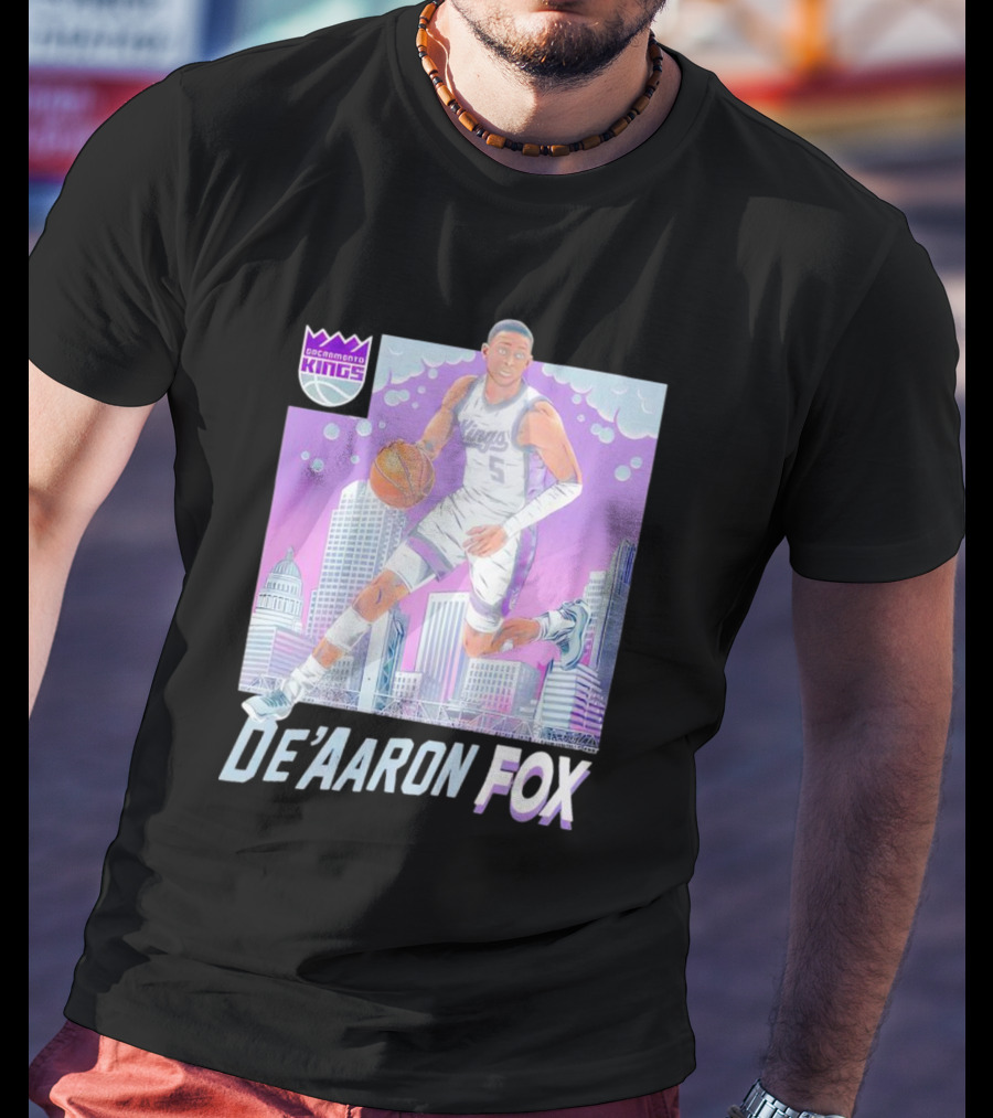 Sacramento Kings De’Aaron Fox Basketball City Skyline Kings T-Shirt