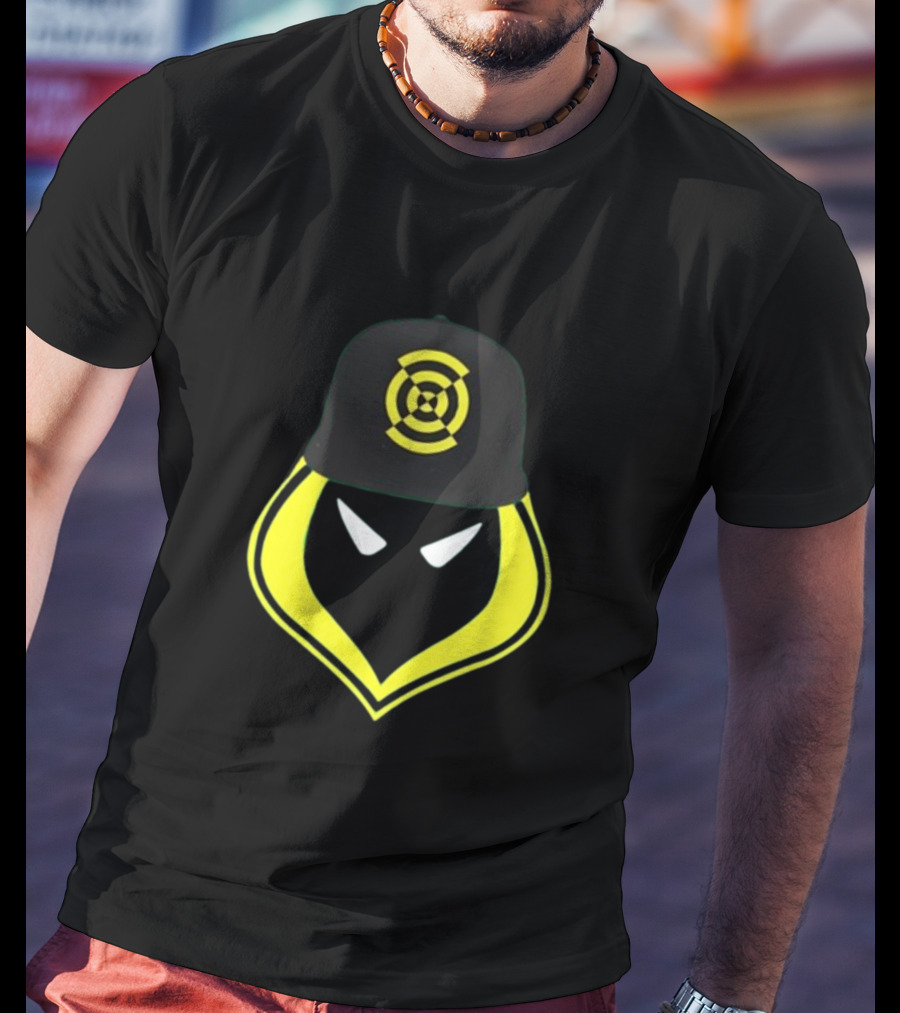 Lag-Liners Stealth Emblem With Black Cap And Yellow T-Shirt