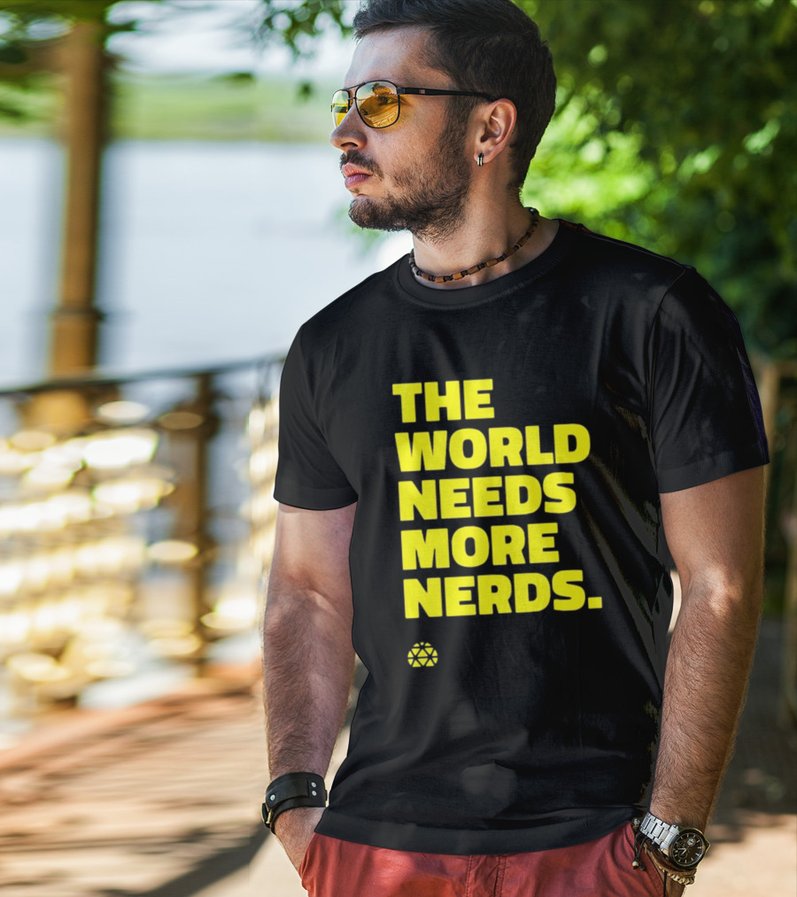 THE WORLD NEEDS MORE NERDS Geometric T-Shirt