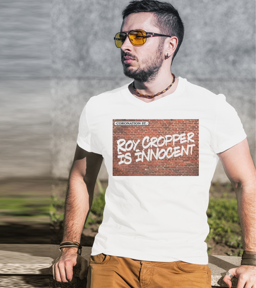 Coronation St Roy Cropper Is Innocent Brick Wall Graffiti Text T-Shirt