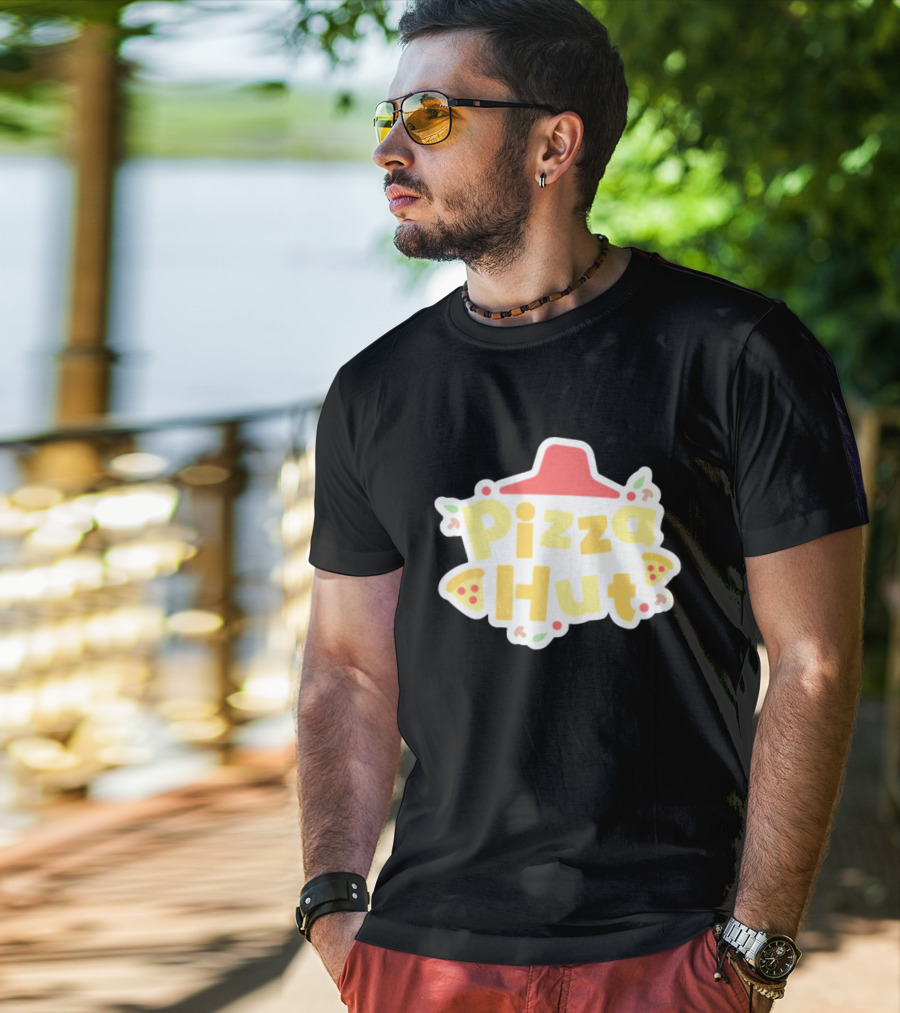 Pizza Hut Vtuber Style Playful T-Shirt