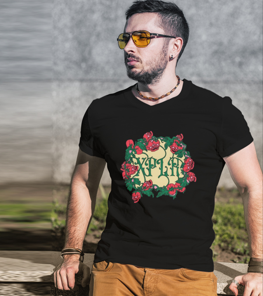 Shopxplr Skull Wreath XPLR Floral Skull T-Shirt