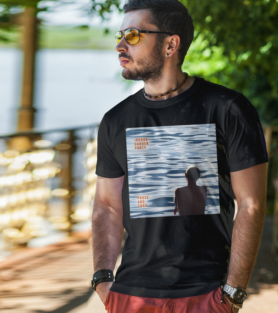 Russell Crowe Indoor Garden Party Prose And Cons Water Reflection T-Shirt