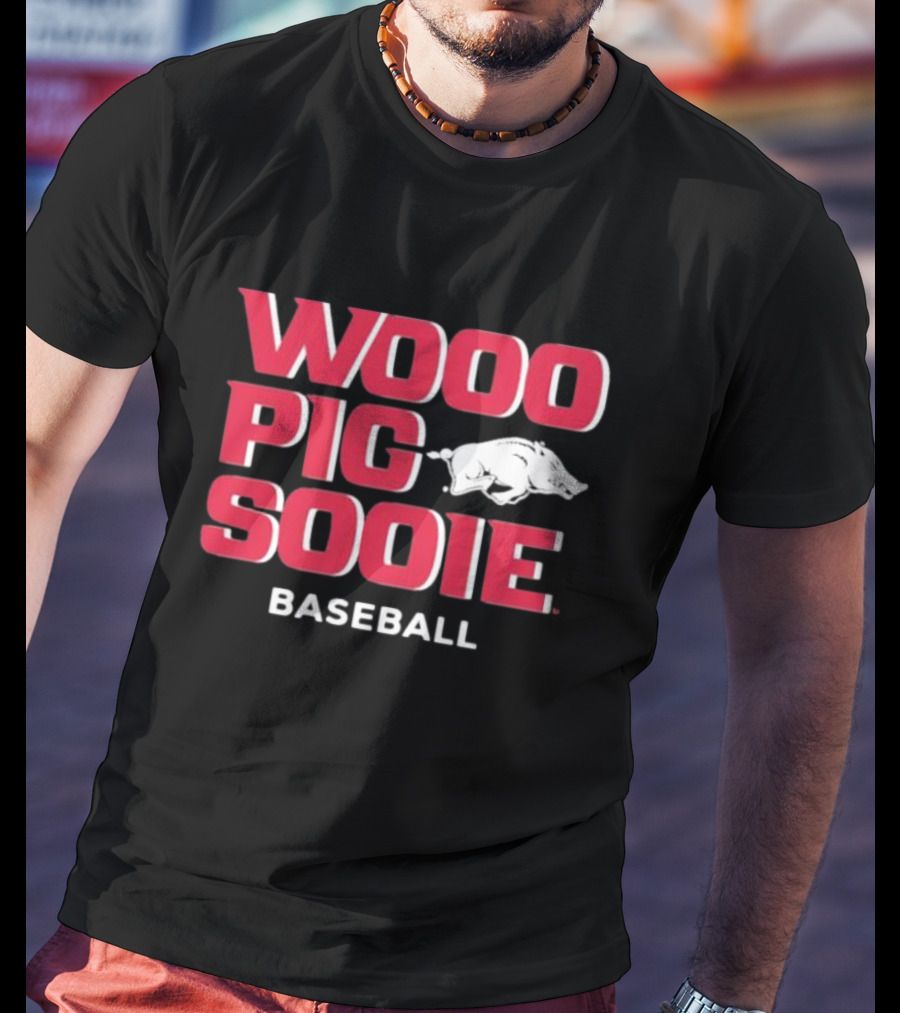 Wooo Pig Sooie Arkansas Baseball Black Pig T-Shirt