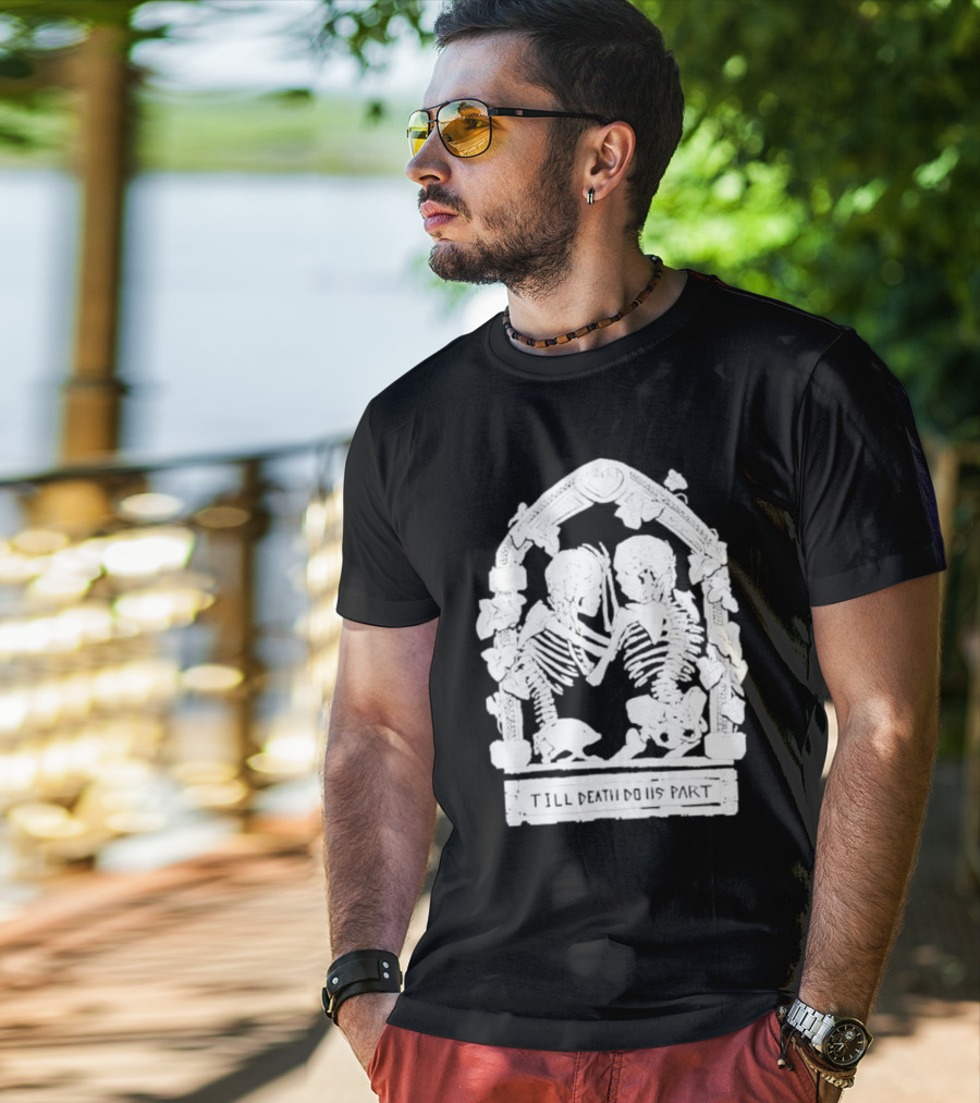 Till Death Do Us Part Skeleton Gothic Arch Motif T-Shirt