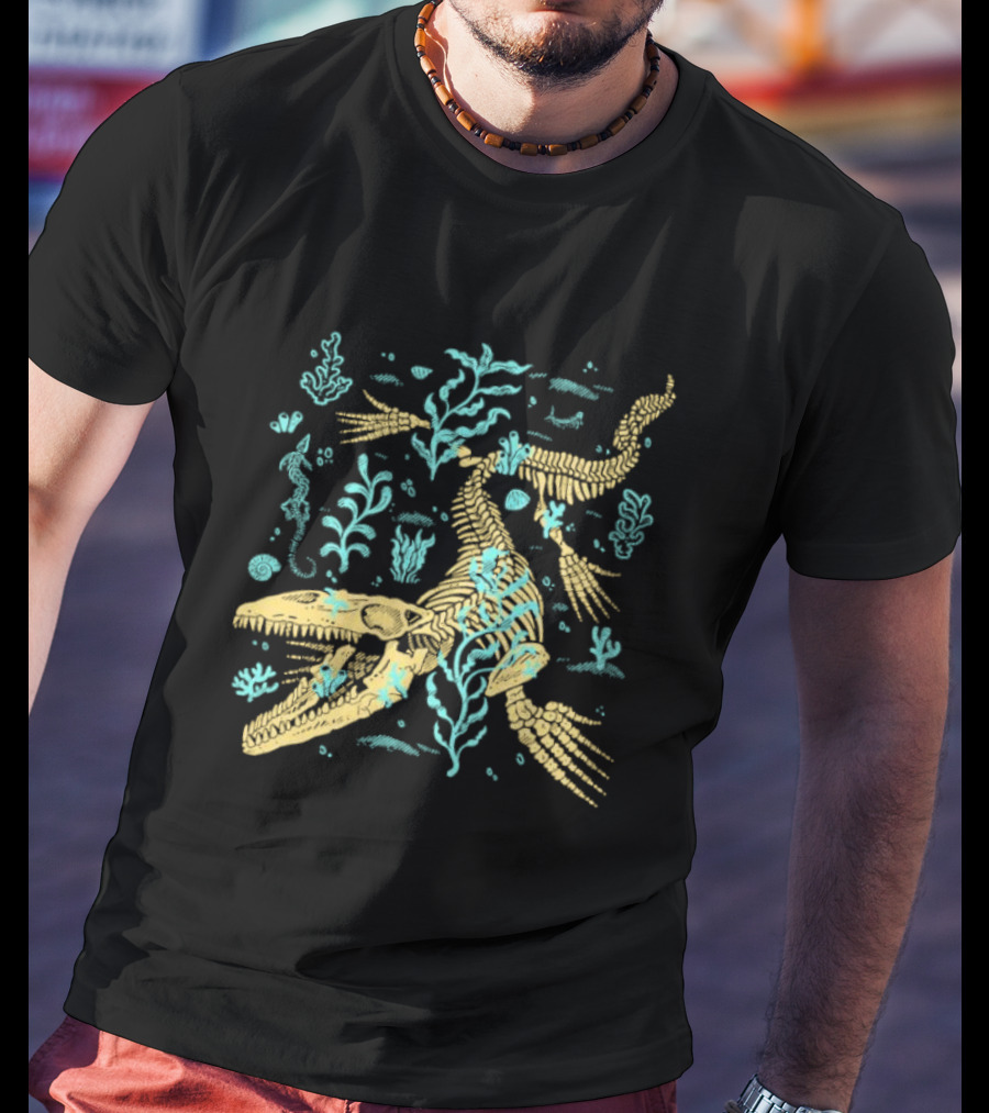 Mosasaurus Fossils Fitas Underwater Skeleton And Seaweed Scene T-Shirt
