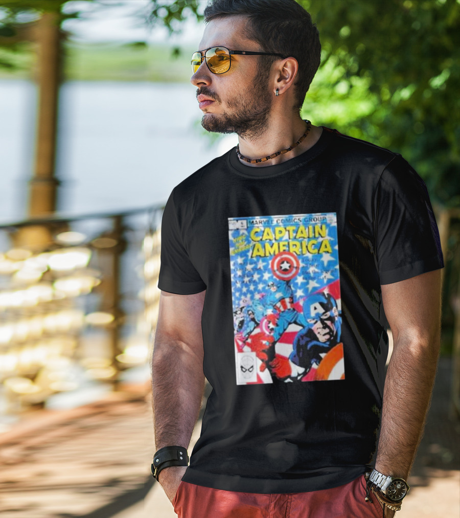 MARVEL COMICS GROUP CAPTAIN AMERICA VINTAGE COVER ROCKOFFTRADE MERCH T-Shirt
