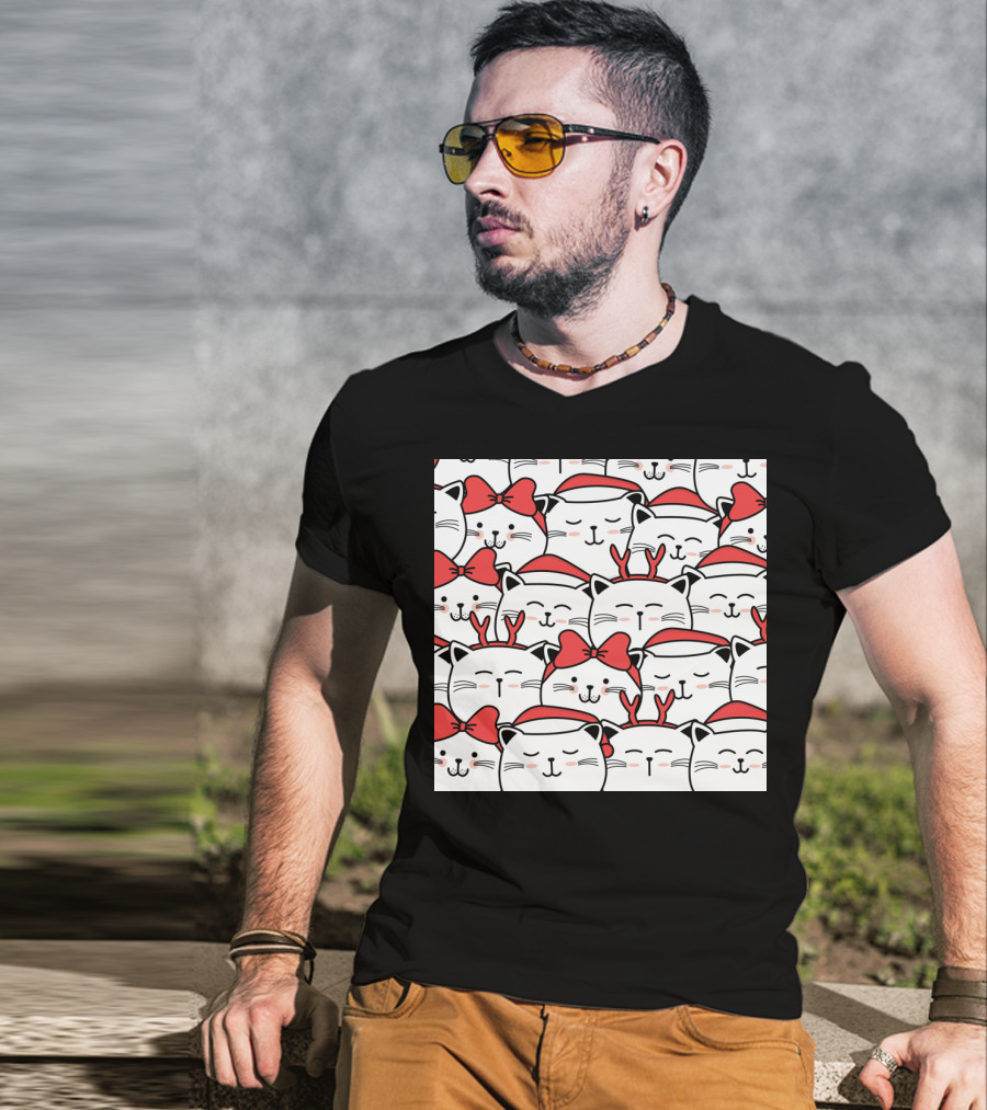 Cute Cat Christmas Santa Hats And Red Bows T-Shirt