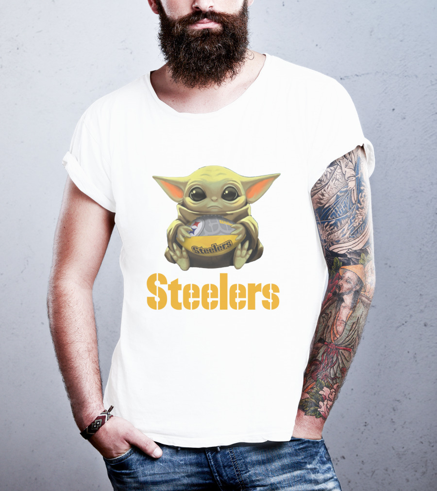 Baby Yoda Hug Steelers Football Team T-Shirt