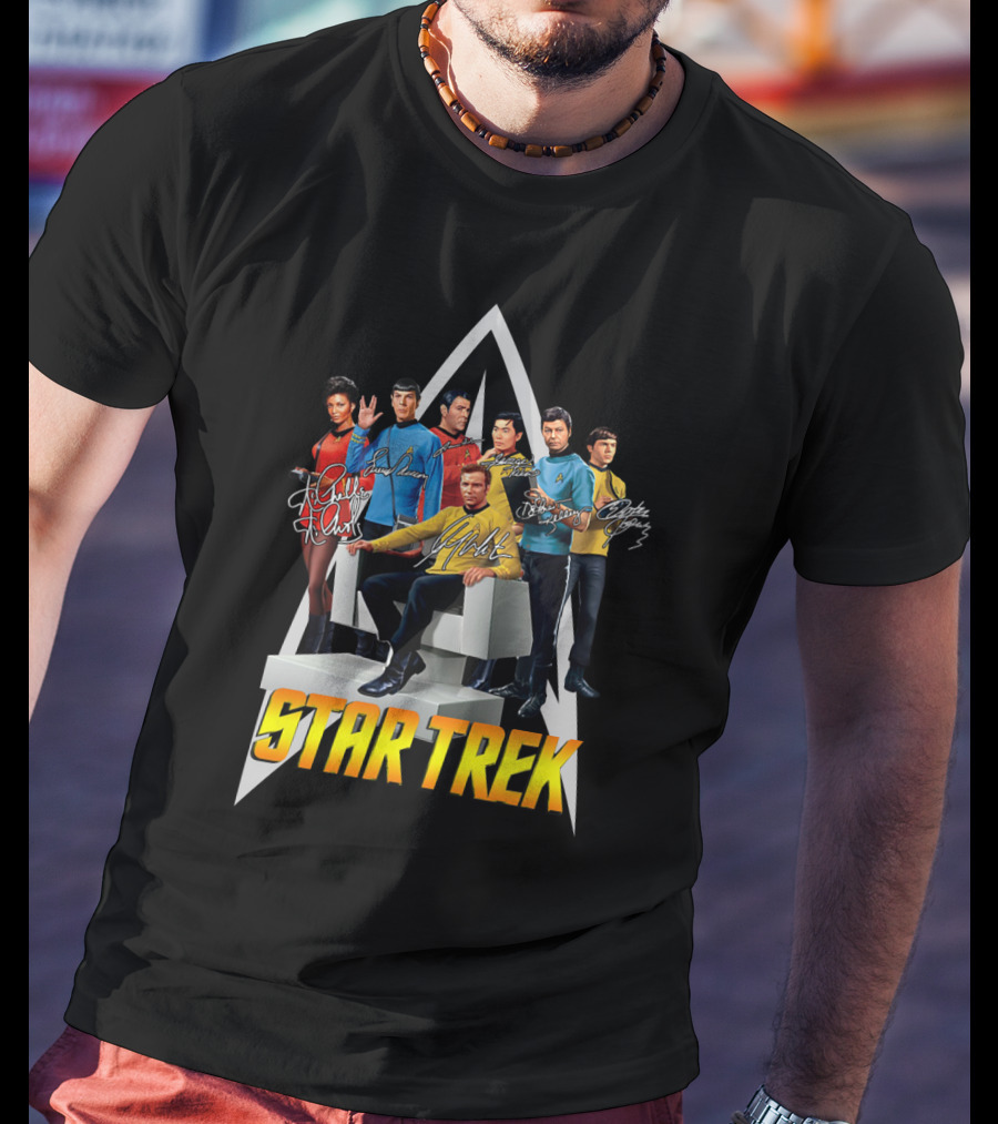 Star Trek Cast Character Ensemble T-Shirt