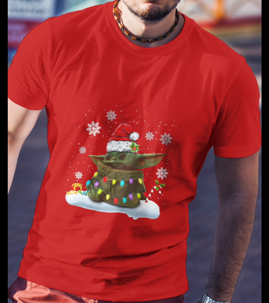 Santa Baby Yoda Christmas Lights Snowflakes Candy Cane Holiday Scene T-Shirt
