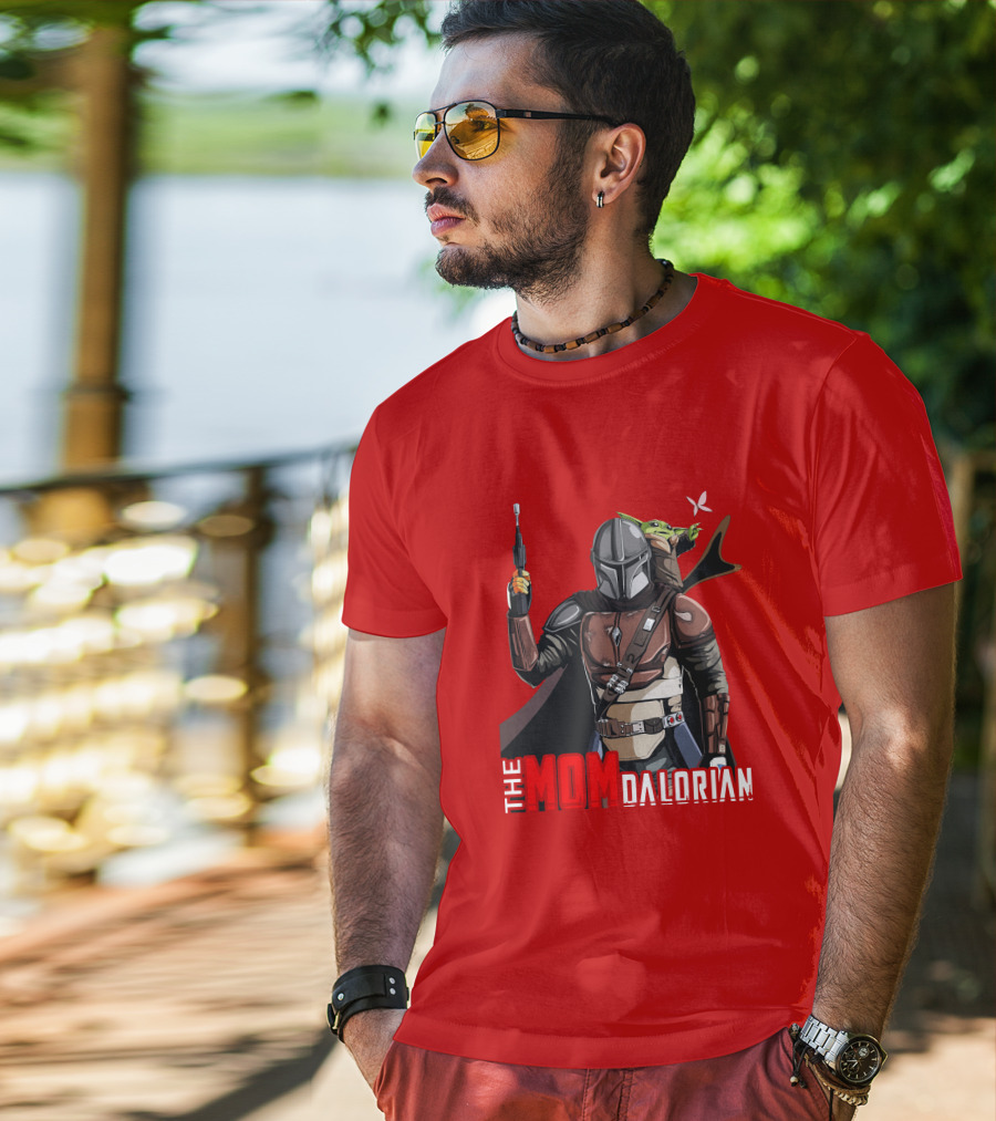 The Mom Dalorian Baby Yoda T-Shirt