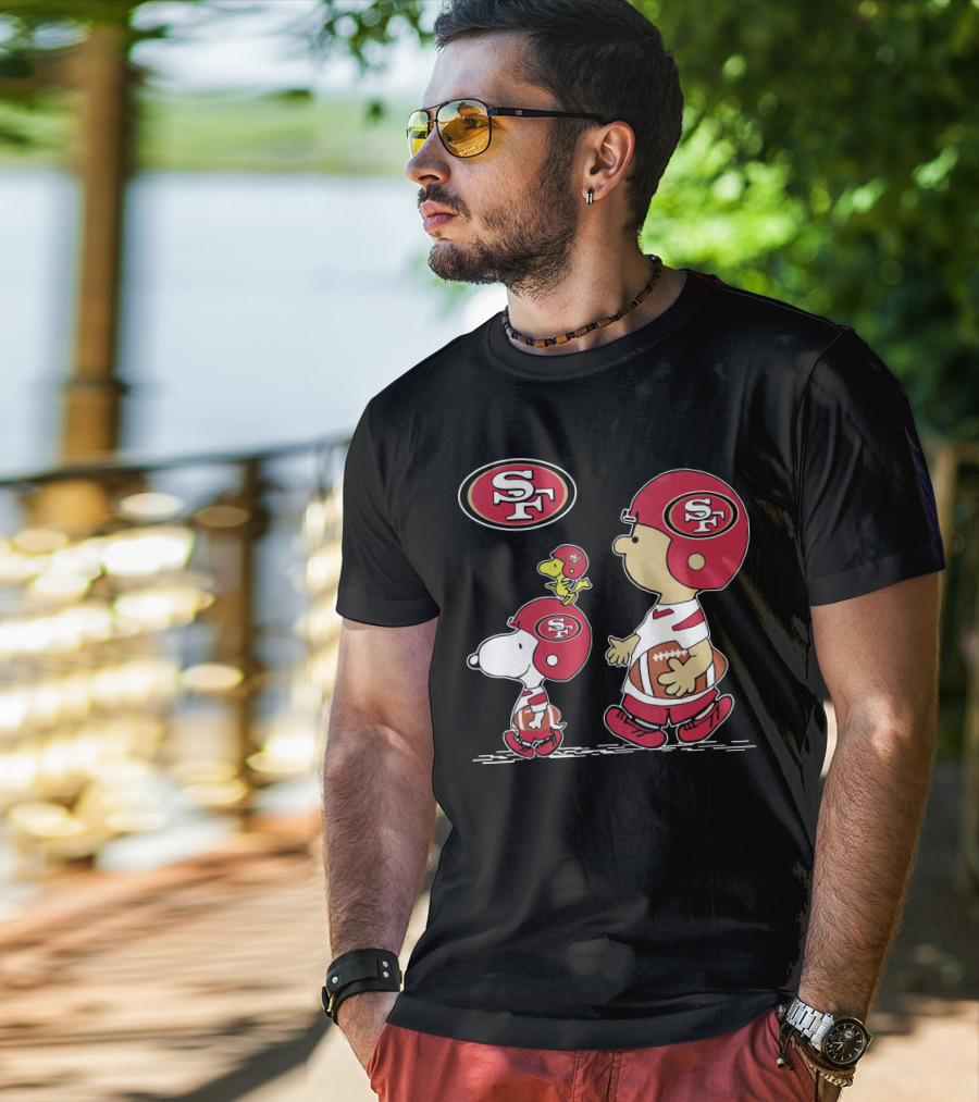Christmas Peanuts Cute Football San Francisco 49ers Snoopy Woodstock Helmet Charlie Brown T-Shirt