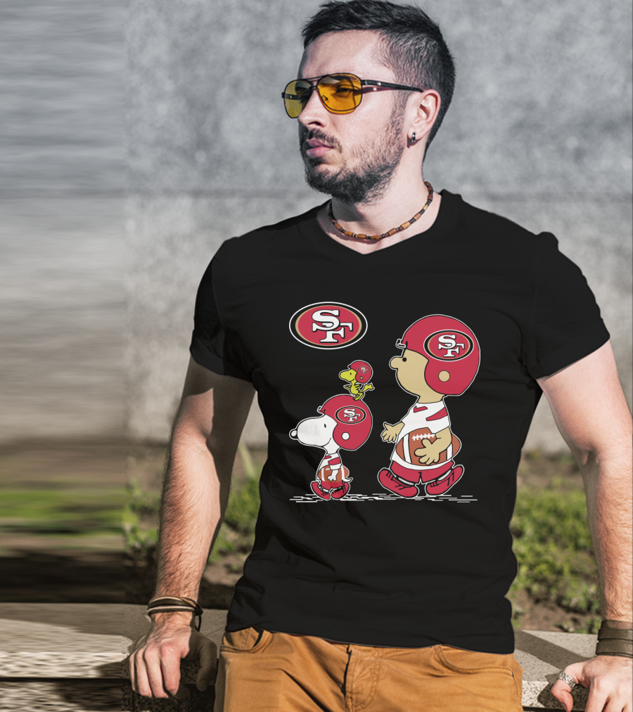 Christmas Peanuts Cute Football San Francisco 49ers Snoopy Woodstock Helmet Charlie Brown T-Shirt