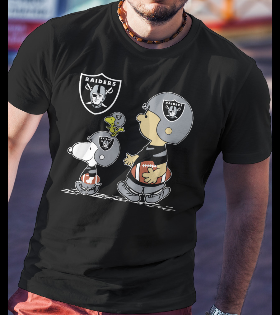 Raiders Christmas Peanuts Cute Football T-Shirt