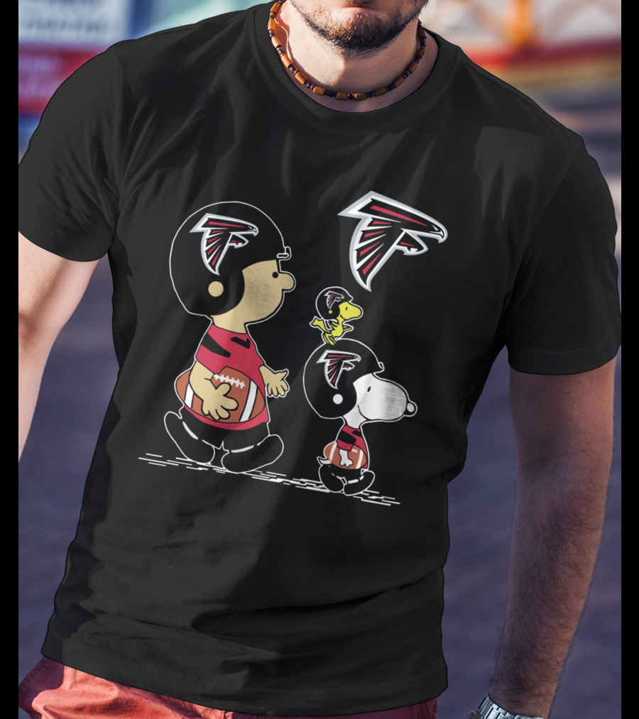 Peanuts Christmas Atlanta Falcons Football Charlie Brown Snoopy Woodstock T-Shirt
