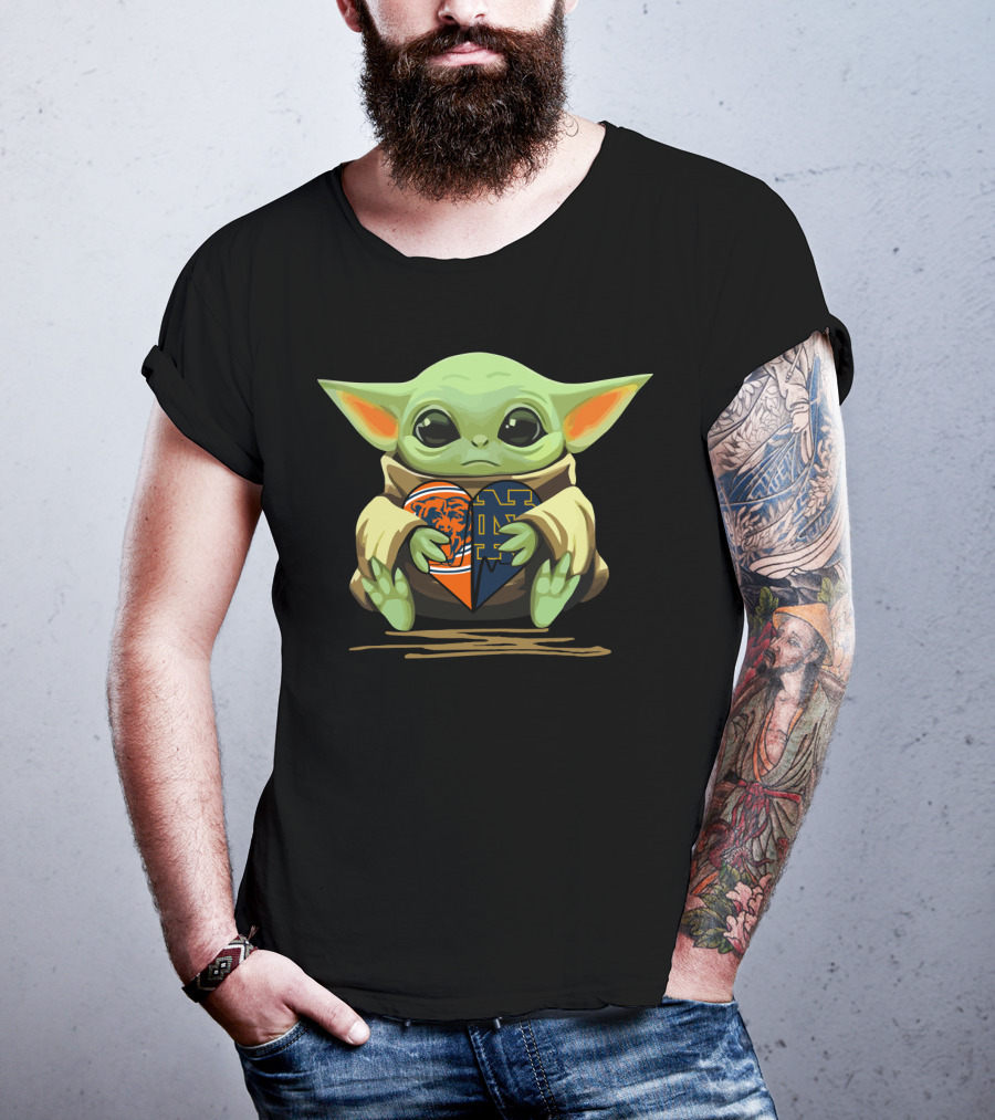Baby Yoda Holding Chicago Bears And Notre Dame Irish Heart-Shaped T-Shirt