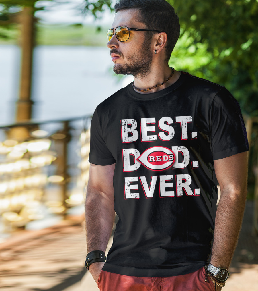 Best Dad Ever Reds Baseball T-Shirt