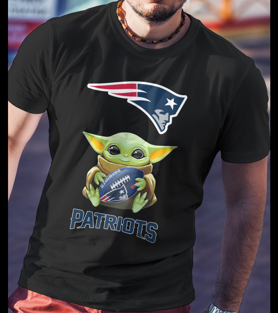Baby Yoda Hugging New England Patriots Football Logo Fans T-Shirt