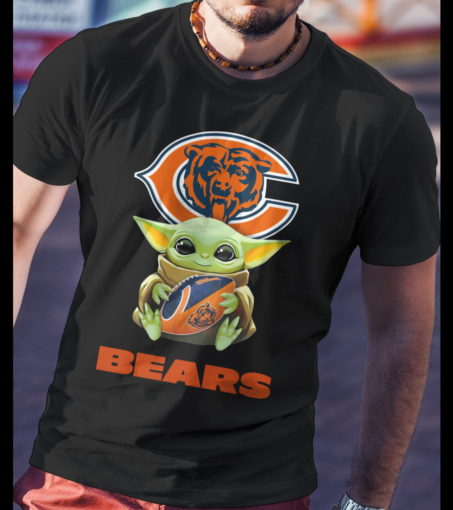 Star Wars Baby Yoda Chicago Bears Football T-Shirt