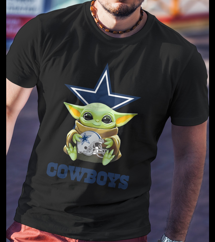 Star Wars Baby Yoda Holding Dallas Cowboys Helmet T-Shirt