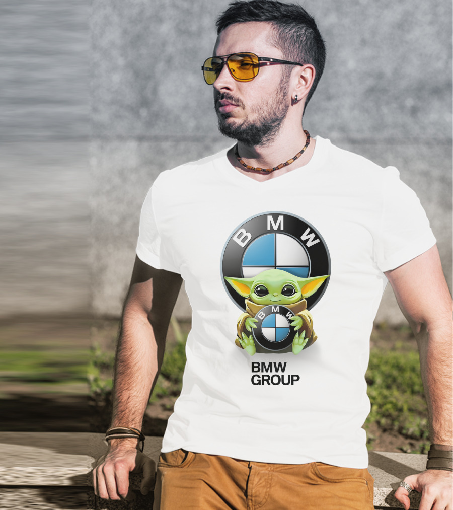 Baby Yoda Hug BMW Group T-Shirt