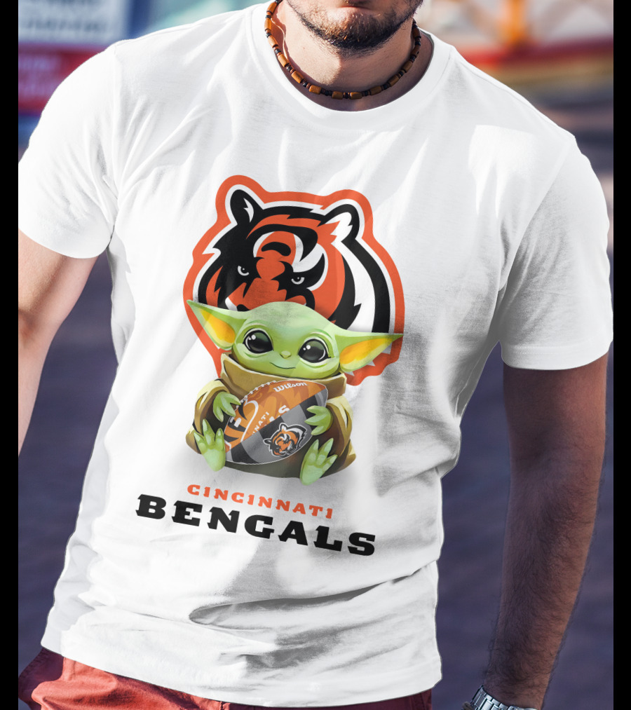 Baby Yoda Hug Cincinnati Bengals Football Fan Art NFL Collaboration T-Shirt