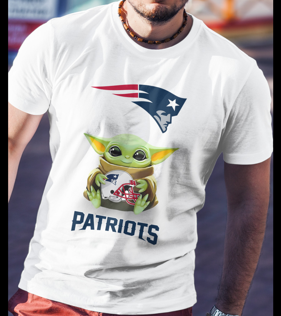 Baby Yoda Holding New England Patriots Helmet Patriots T-Shirt