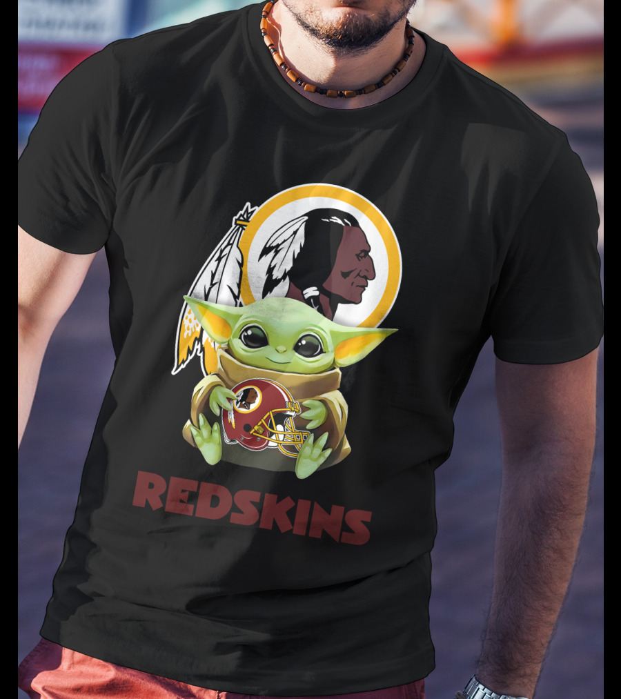 Grogu Hug Redskins Helmet Black T-Shirt