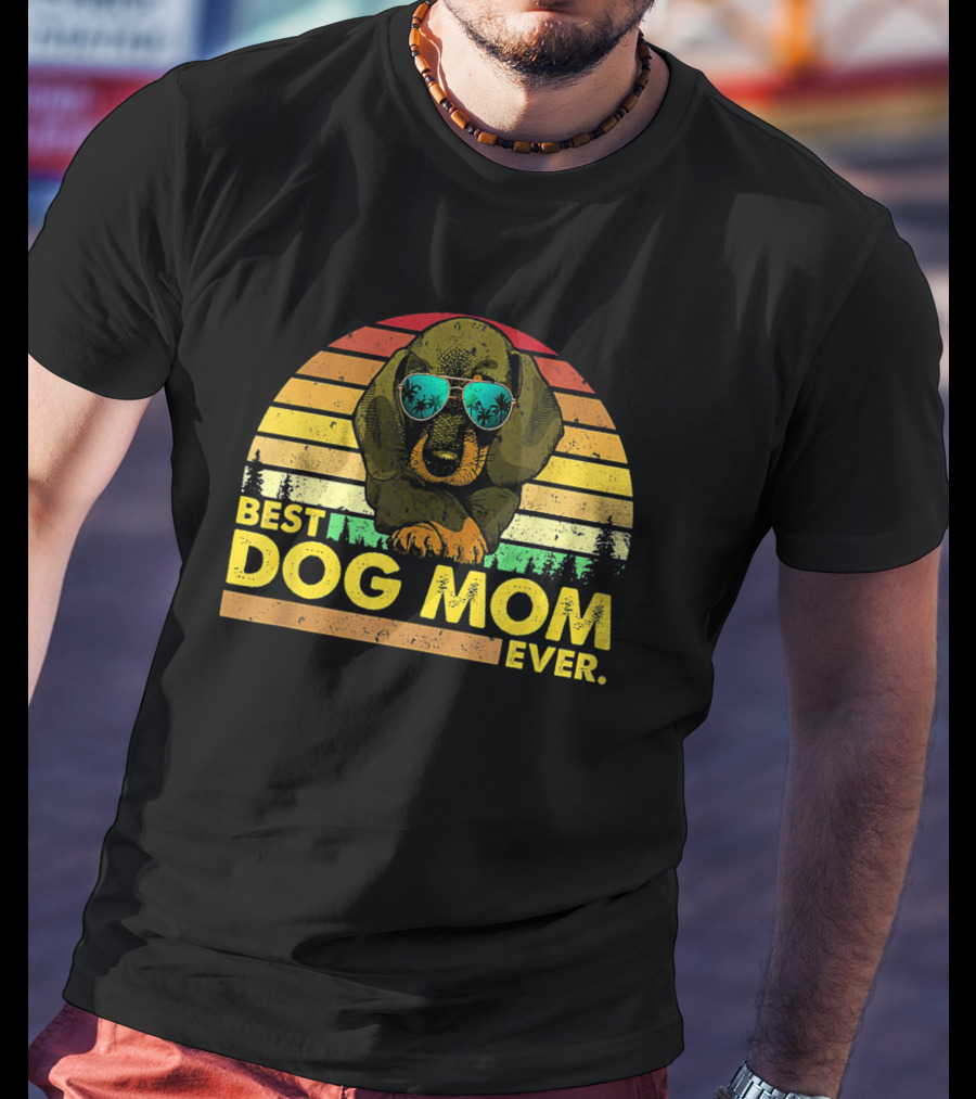 Vintage Best Dog Mom Ever With Dachshund In Retro Sunset T-Shirt