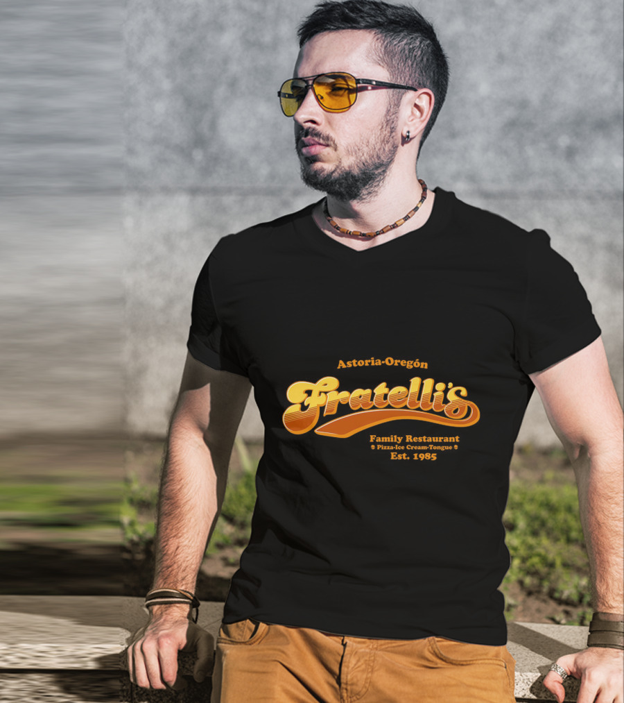Astoria-Oregon Fratelli's Family Restaurant Pizza Ice Cream Tongue Est 1985 T-Shirt