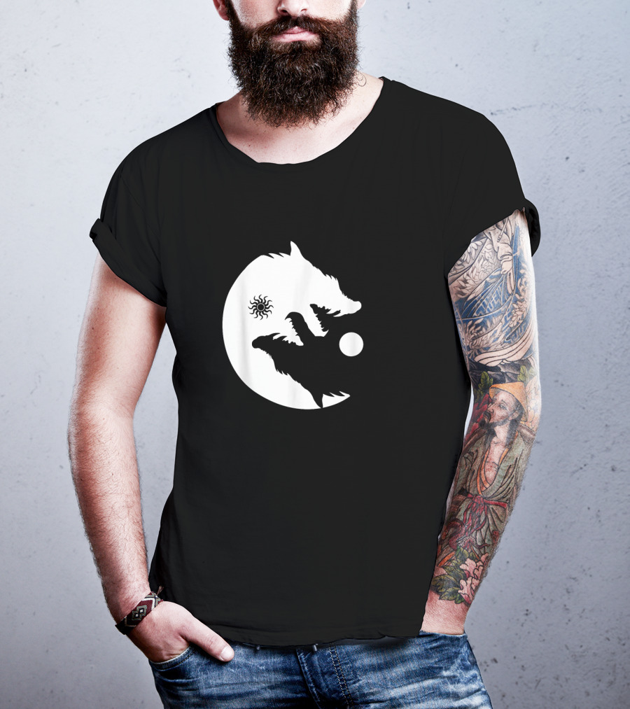 Wolf Yin Yang Sun Moon Vintage Harmony Balance Life Symbolism T-Shirt