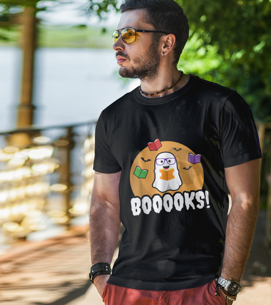 Booooks Ghost Boo Read Books Library Halloween Theme With Flying Bats And Moon T-Shirt