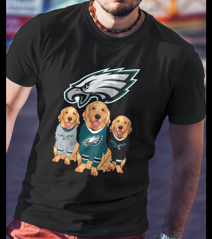 Philadelphia Eagles Golden Retrievers T-Shirt