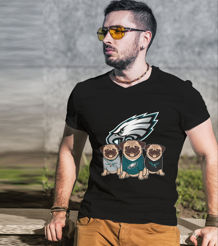 Philadelphia Eagles Pugs T-Shirt
