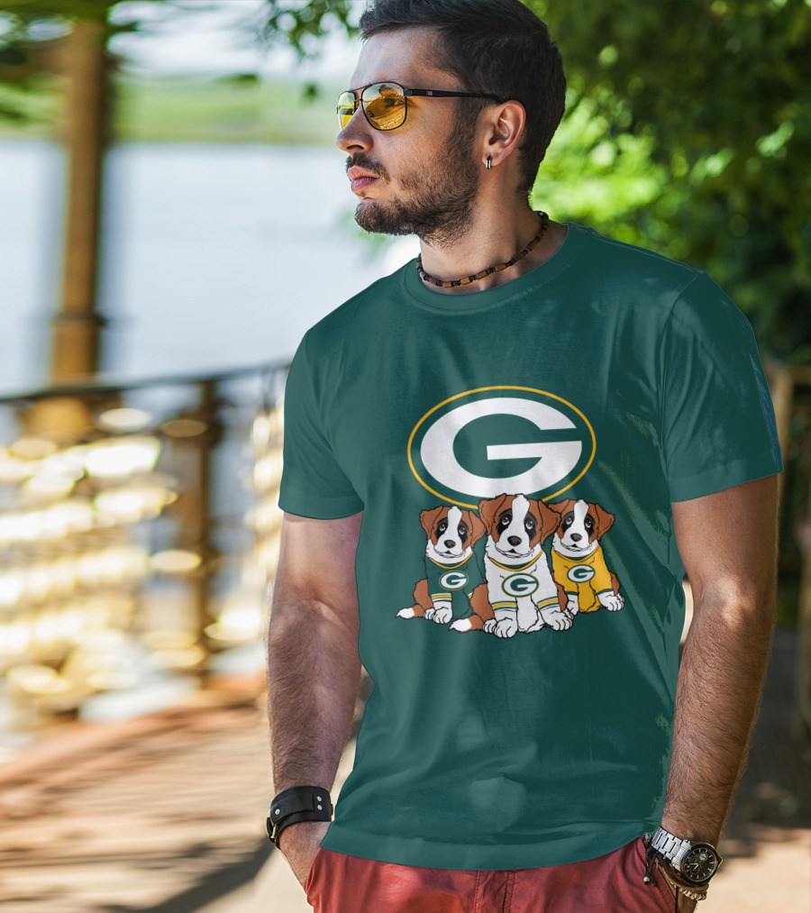 Green Bay Packers Saint Bernard T-Shirt