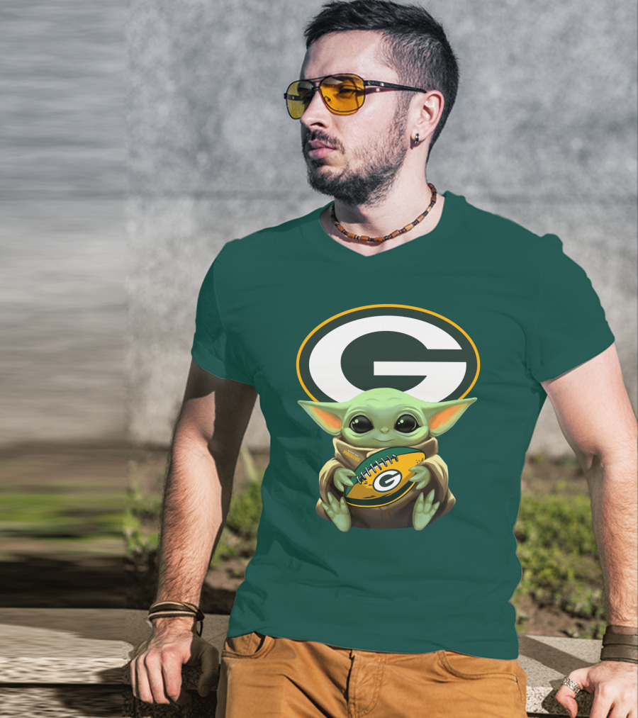 Baby Yoda Green Bay Packers Football Fan T-Shirt