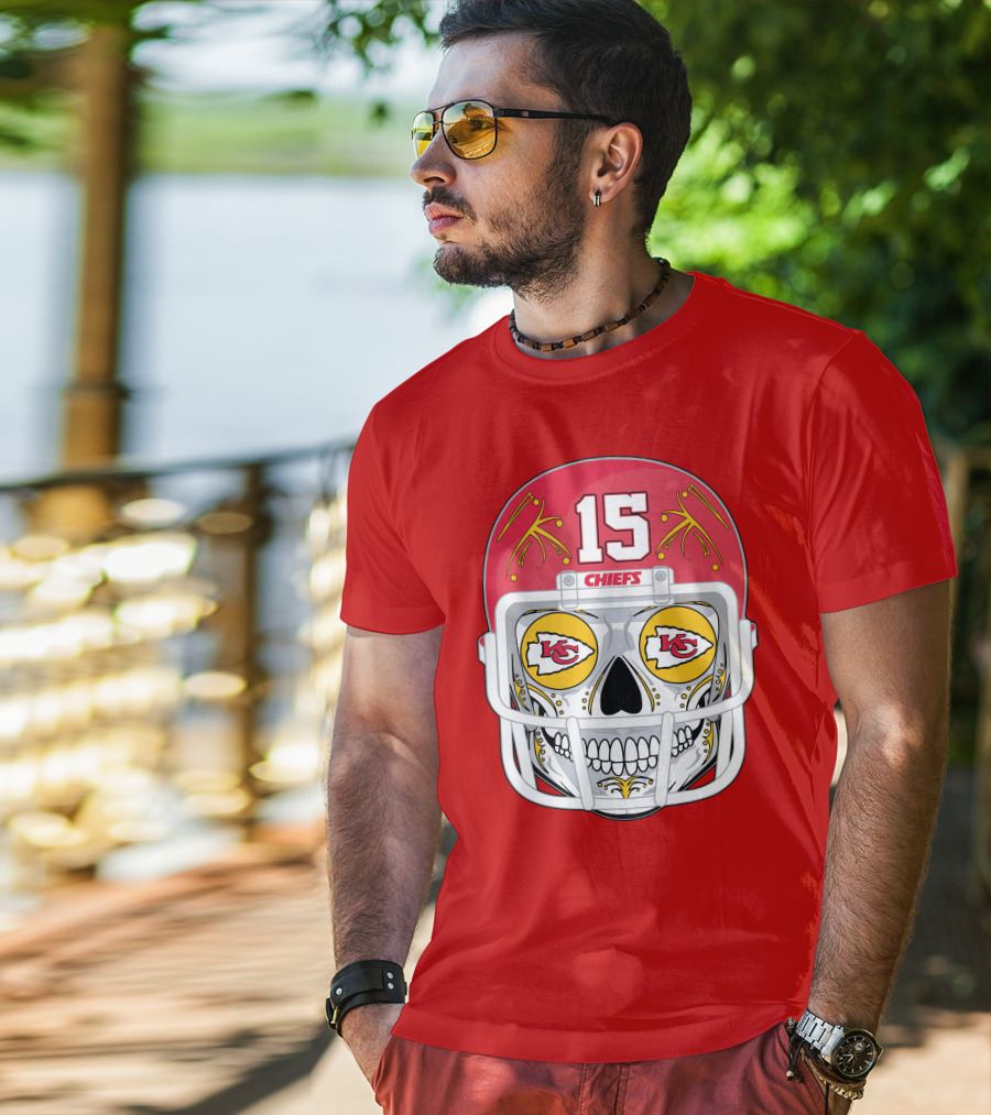 Chiefs Skull Helmet T-Shirt